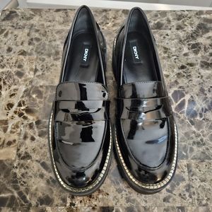 DKNY Alz women’s black chunky faux patent leather lug sole penny loafer slip on